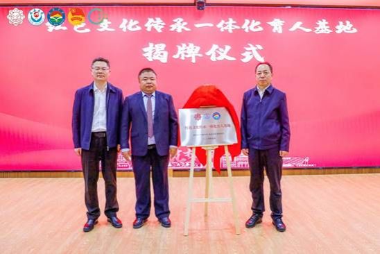 mmexport1715423148987